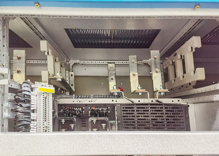 配電柜內(nèi)部細(xì)節(jié)