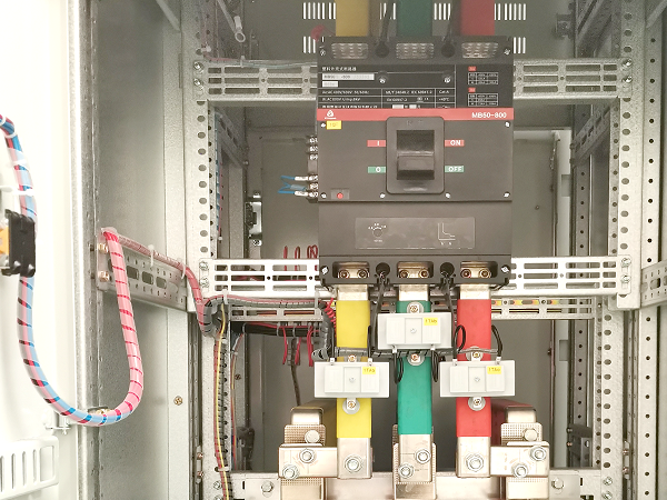 軟啟柜細節(jié)