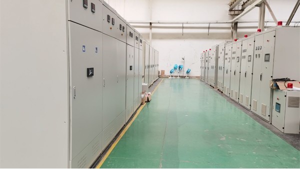 軟啟動柜展示圖